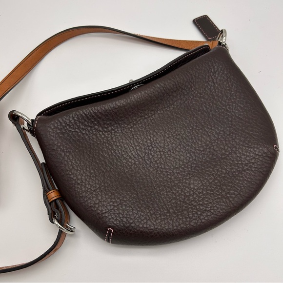 COACH Y2K 2005 Chelsea Pebbled Leather Turnlock Crossbody Purse Style# 8A43 - Picture 4 of 10